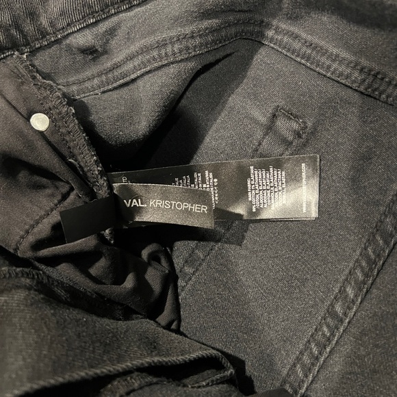 Val. Kristopher Jeans - Picture 8 of 11